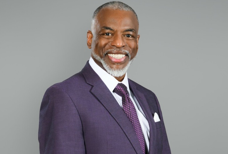 levar-burton-star-trek-the-next-generation-trivial-pursuit-interview