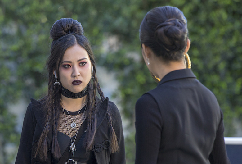 Runaways Nico Tina Fight