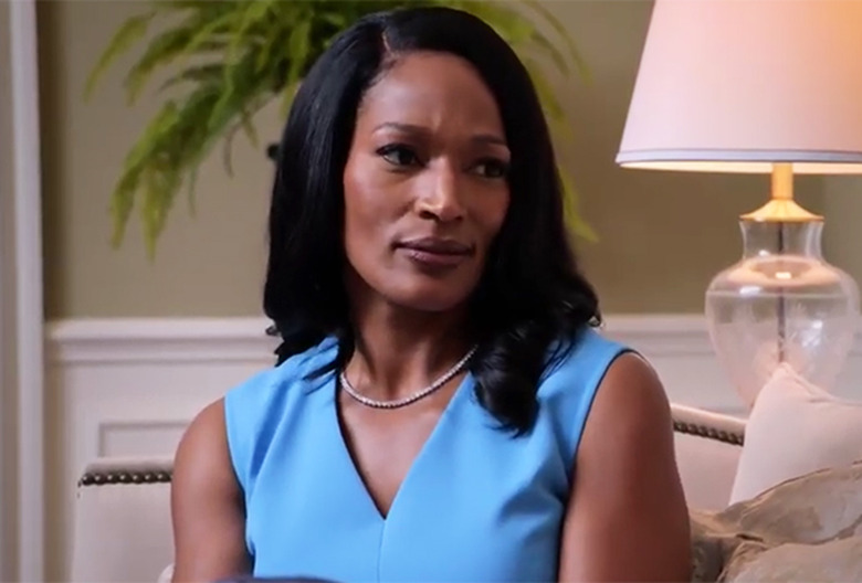 The Oval Kron Moore Interview