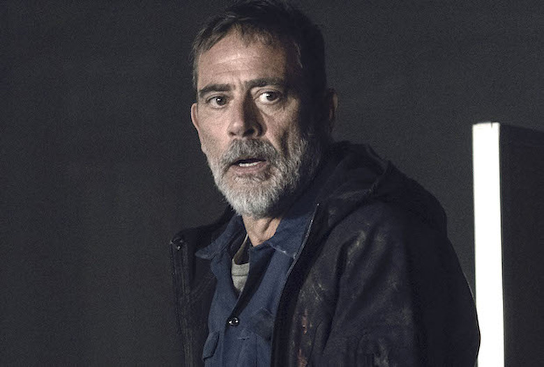 the walking dead jeffrey dean morgan Negan leaves maggie die