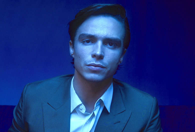nicholas alexander chavez monsters lyle erik menendez netflix