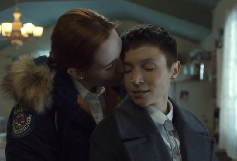 wynonna-earp-vengeance-waverly-leaves
