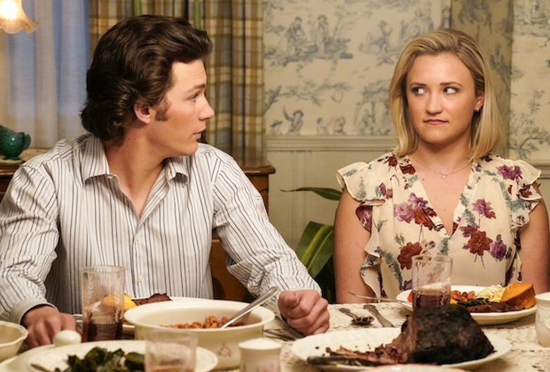 young sheldon georgie cooper mandy pregnant having baby season 5
