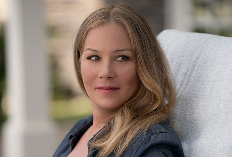 Christina Applegate Dead to Me