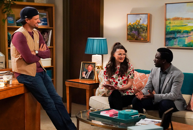 Watch Bob Hearts Abishola Season 5 Episode 1 Online - Release Date on CBS, Paramount Plus