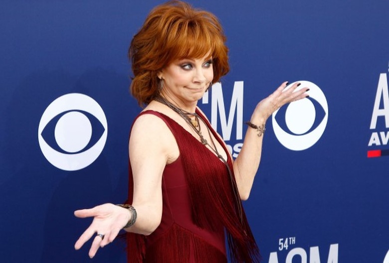 Marc Cherry Reba McEntire Pilot