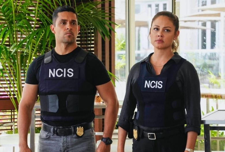 NCIS Hawaii 2x01