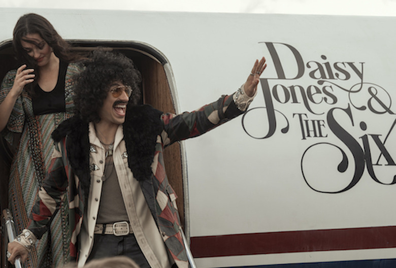 Sebastian Chacon as Warren Rojas in Daisy Jones & the Six