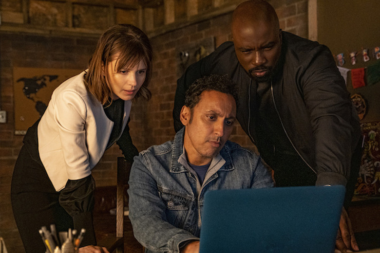 Evil SEason 1 Netflix reasons to watch