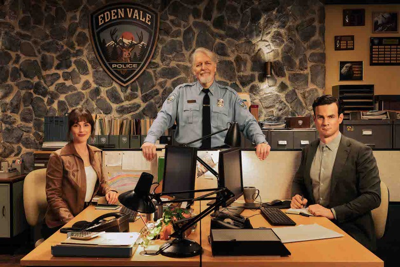 Good Cop/Bad Cop The CW