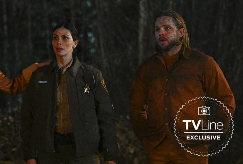 Fire Country Spinoff Photos Morena Baccarin Sheriff