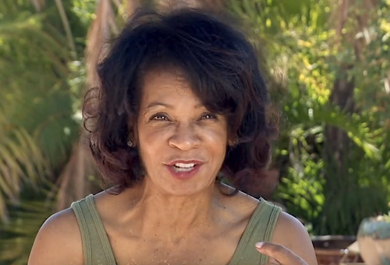 The golden bachelor sandra pickleball