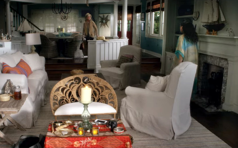 grace-frankie-beach-house