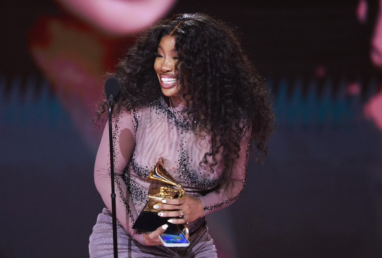 Grammys, SZA