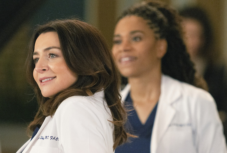 greys anatomy recap season 18 episode 10 living in a house divided