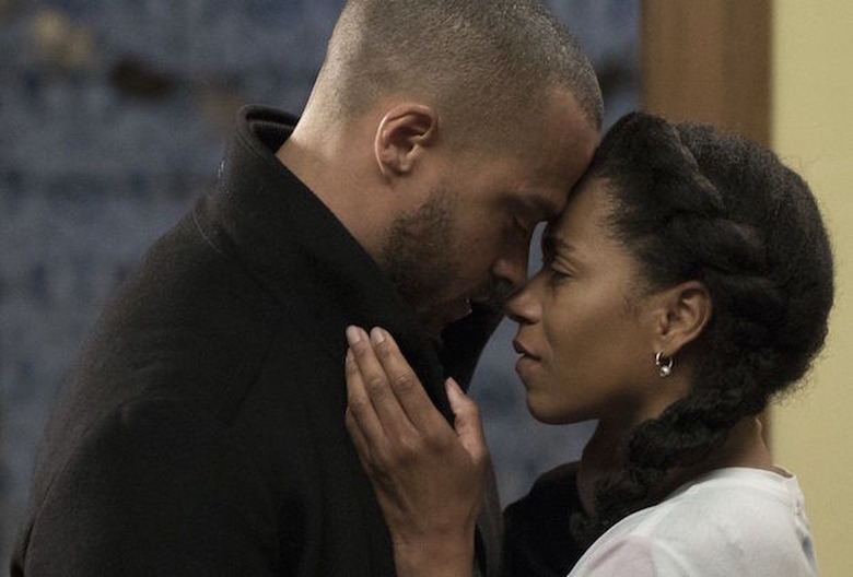 https://tvline.com/gallery/greys-anatomy-shocking-scenes-season-14-pictures/