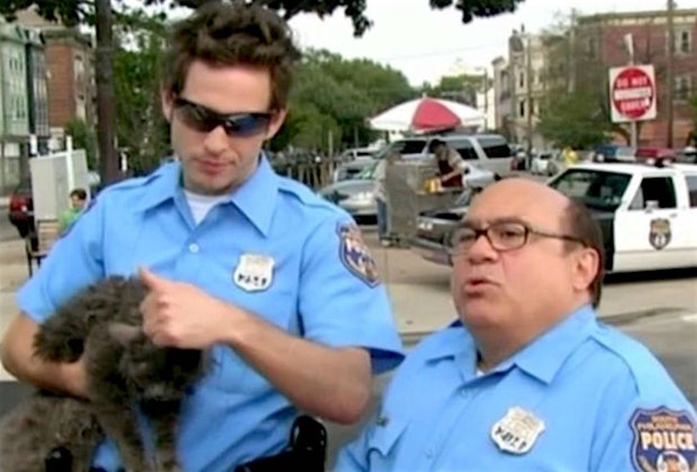 It's Always Sunny Fake Cops