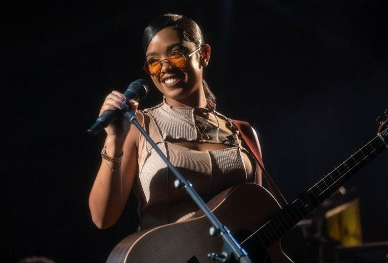 H.E.R. at Prime Day Show