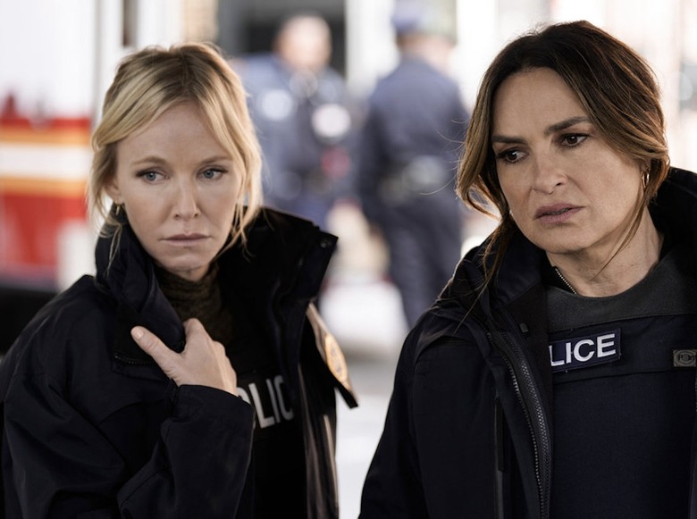 law-and-order-svu-season-27-rollins-carisi-rollisi-moments