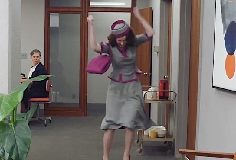 Midge celebrates in 'Mrs. Maisel' finale