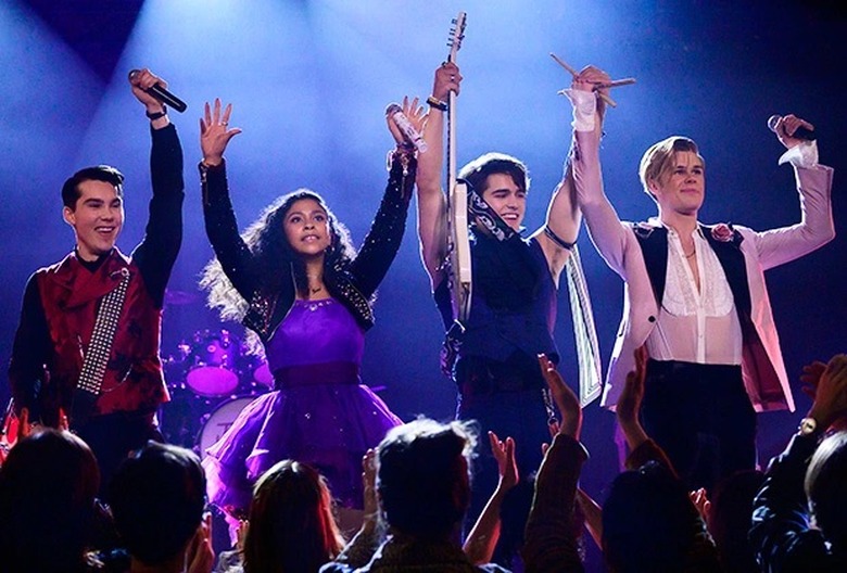Julie and the Phantoms