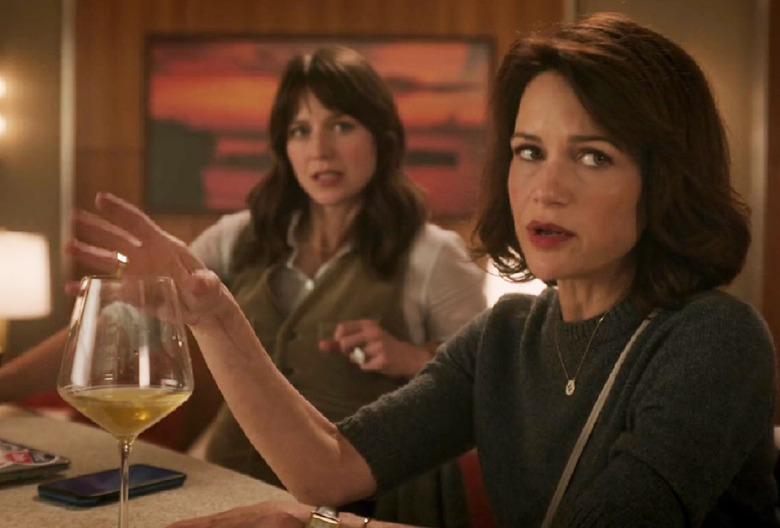 The Girls on the Bus Series Premiere