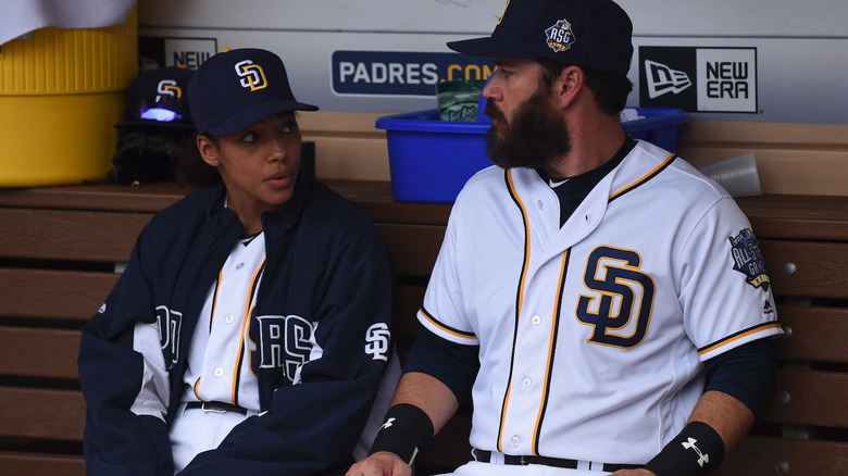 pitch-season-2-wish-list-mark-paul-gosselaar-kylie-bunbury