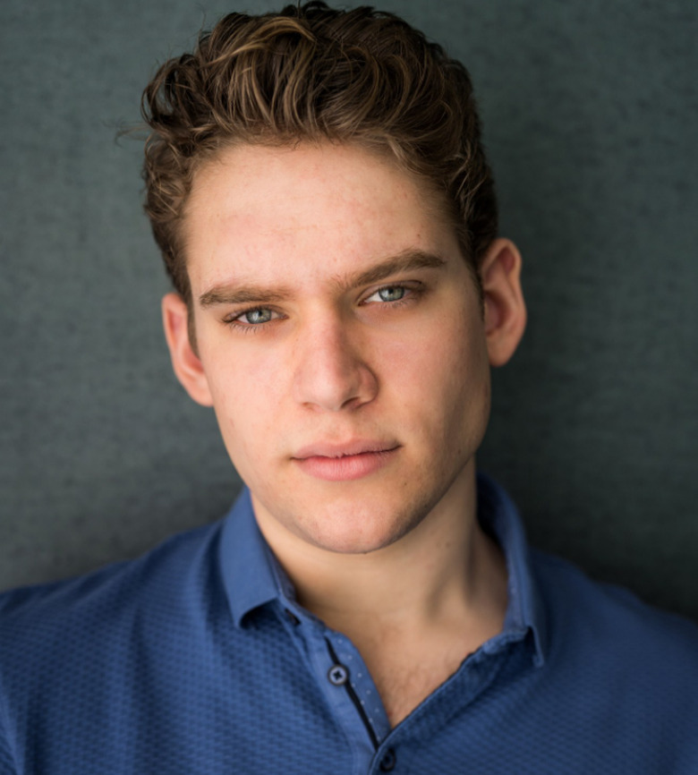 Maxim Ays