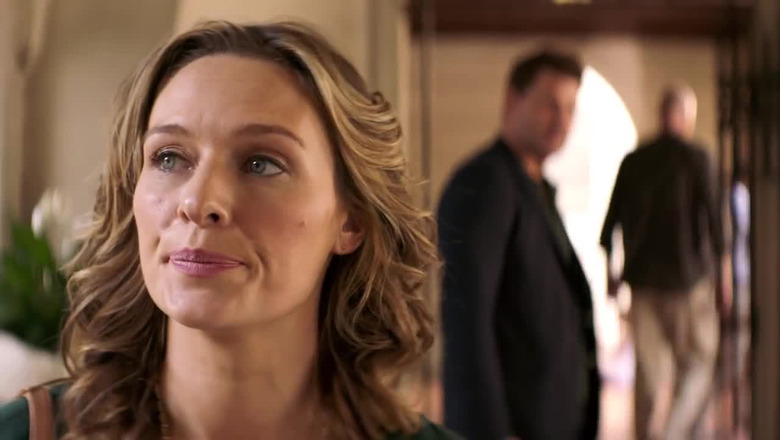 Michaela McManus as Alana Hayes on 'SEAL Team' (Courtesy of CBS)