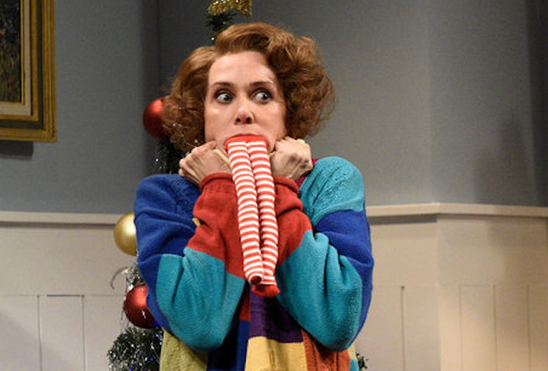 Kristen Wiig Hosts 'SNL' 2020