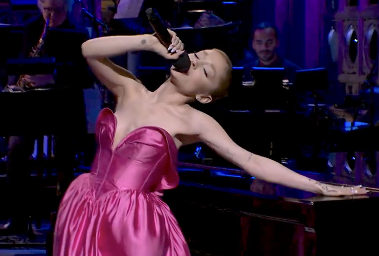 SNL Video Ariana Grande Monologue Song