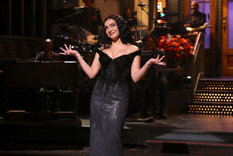SNL Charli XCX