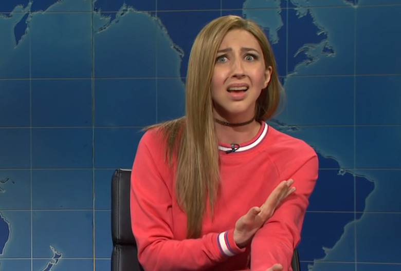 Bailey Gismert (Heidi Gardner) on 'SNL' Weekend Update