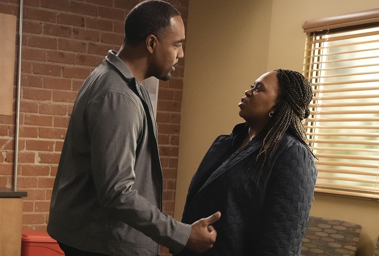 STATION 19 - “It’s All Gonna Break” - The crew finds themselves in the middle of a family dispute and a renovation that’s gone off the rails. Ben crashes as Bailey and Carina go undercover at a crisis pregnancy center. Travis preps with Eli for a mayoral town hall. THURSDAY, APRIL 6 (8:00-9:00 p.m. EDT), on ABC. (ABC/James Clark)
JASON GEORGE, CHANDRA WILSON