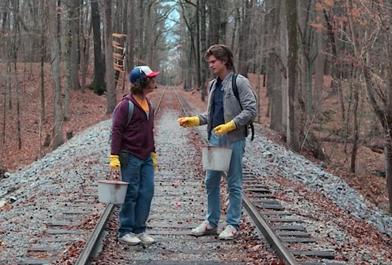 stranger things season 3 photos wish list