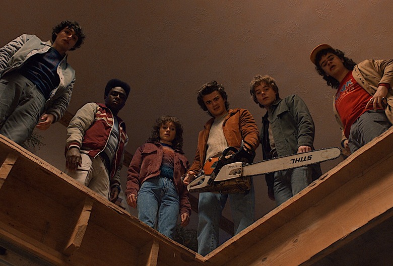 STRANGER THINGS. (L to R) Finn Wolfhard as Mike Wheeler, Caleb McLaughlin as Lucas Sinclair, Natalia Dyer as Nancy Wheeler, Joe Keery as Steve Harrington, Charlie Heaton as Jonathan Byers, and Gaten Matarazzo as Dustin Henderson in STRANGER THINGS. Cr. Courtesy of Netflix © 2025