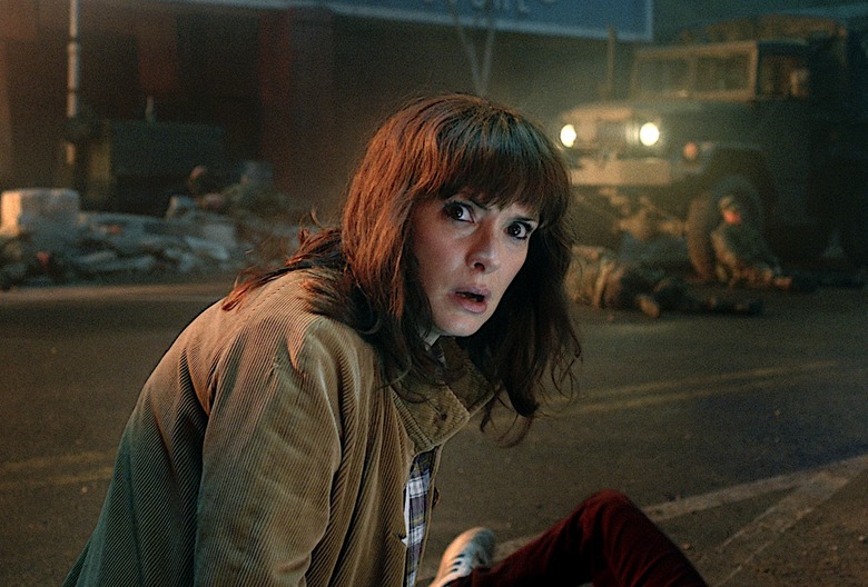 STRANGER THINGS. Winona Ryder as Joyce Byers in STRANGER THINGS. Cr. Courtesy of Netflix © 2025