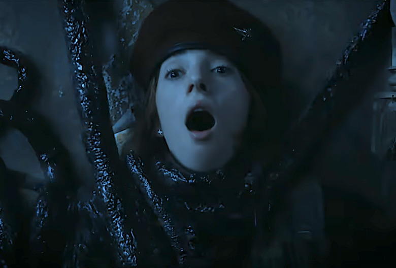 stranger things maya hawke