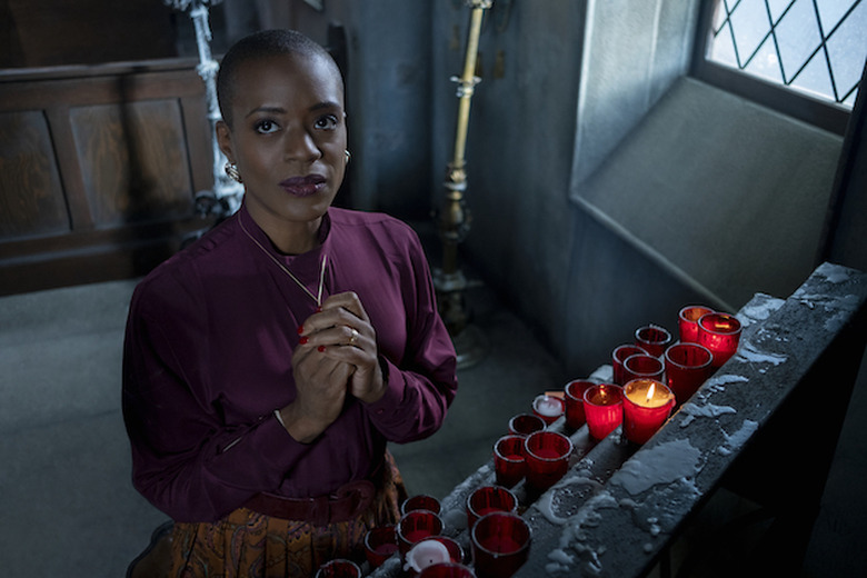 the-haunting-of-bly-manor-hidden-ghosts-photos-netflix-mrs-grose-candles