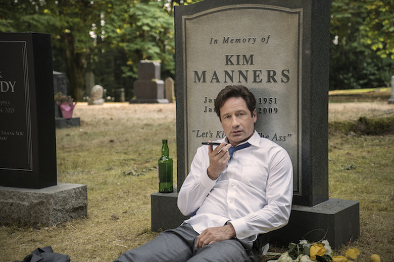 x-files-easter-eggs-ep3-grave