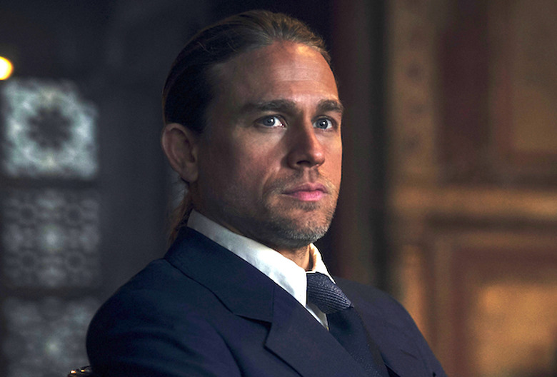 shantaram 1x01 premiere watch charlie hunnam apple tv plus