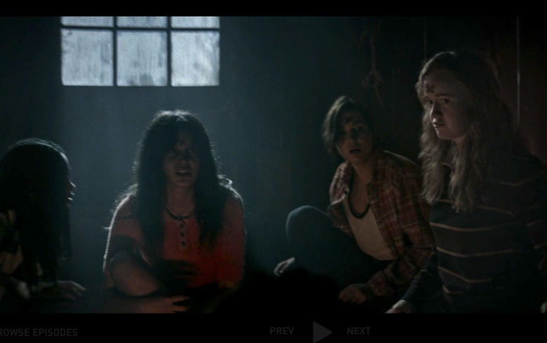 yellowjackets-horrifying-scenes-season-1-photos