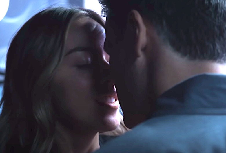 Agents of SHIELD Sousa Kiss