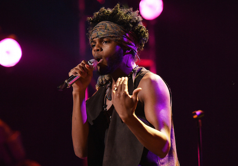 american-idol-top-8-guys-savion-WRIGHT-eliminated-QUENTIN-ALEXANDER-SINGS