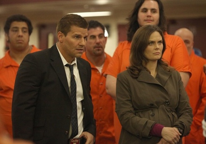 Bones-Ep707-ThePrisonerinthepipe_sc-39_0196