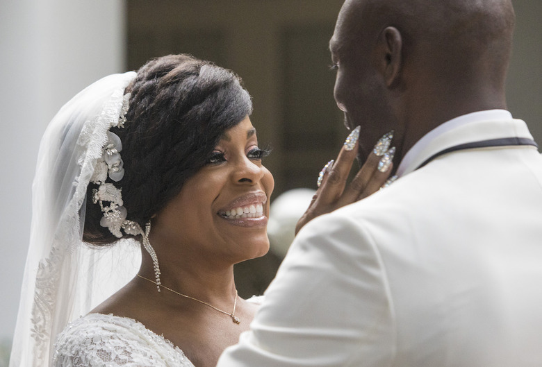 Claws TNT Season 2 Finale Desna