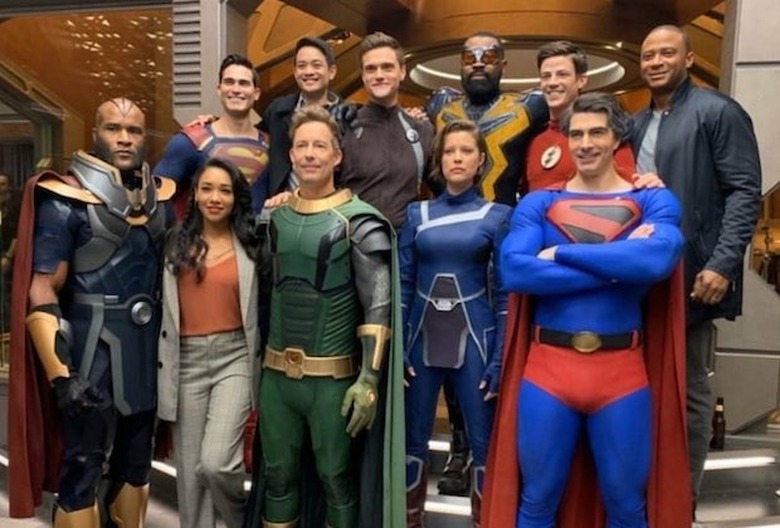 Arrowverse Crisis Group Photo