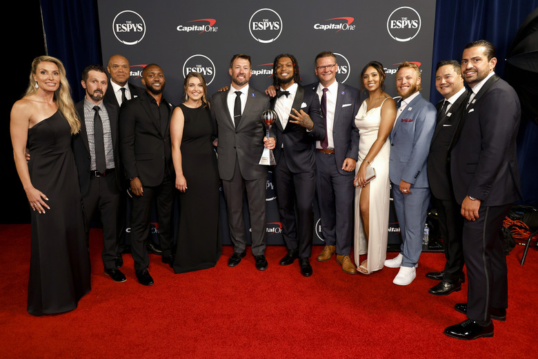 damar-hamlin-crying-espys-2023-buffalo-bills-training-staff-award-video