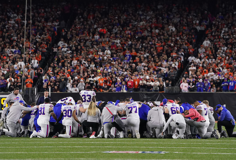 Bills Game Suspended Damar Hamlin Injury