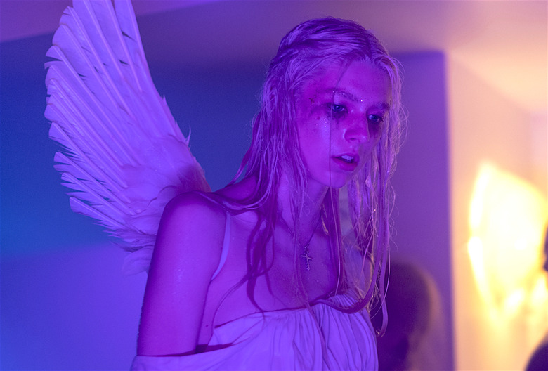 Euphoria HBO Special Episode Jules Hunter Schafer